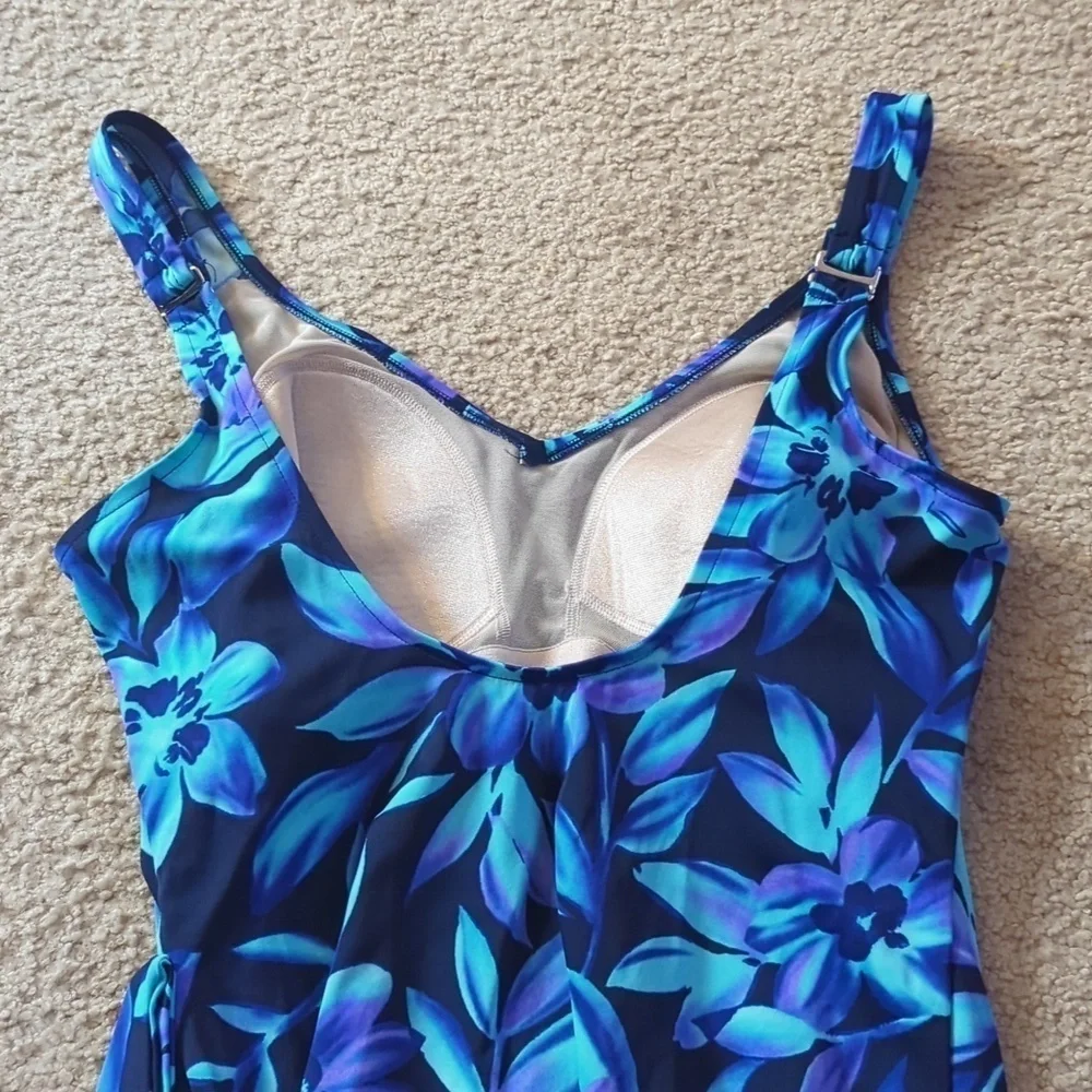 L.L Bean Blue Floral Modest One Piece Swimsuit Size 12 - Picture 5 of 10
